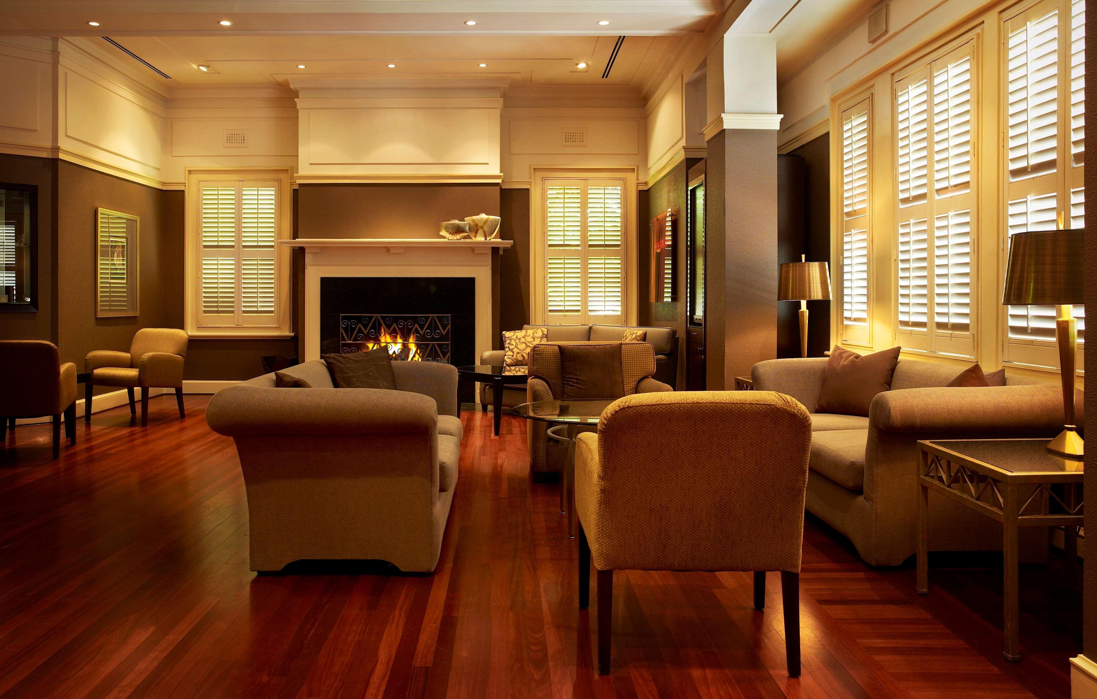 Hyatt Hotel Canberra - A Park Hyatt Hotel Exterior photo The interior of the club