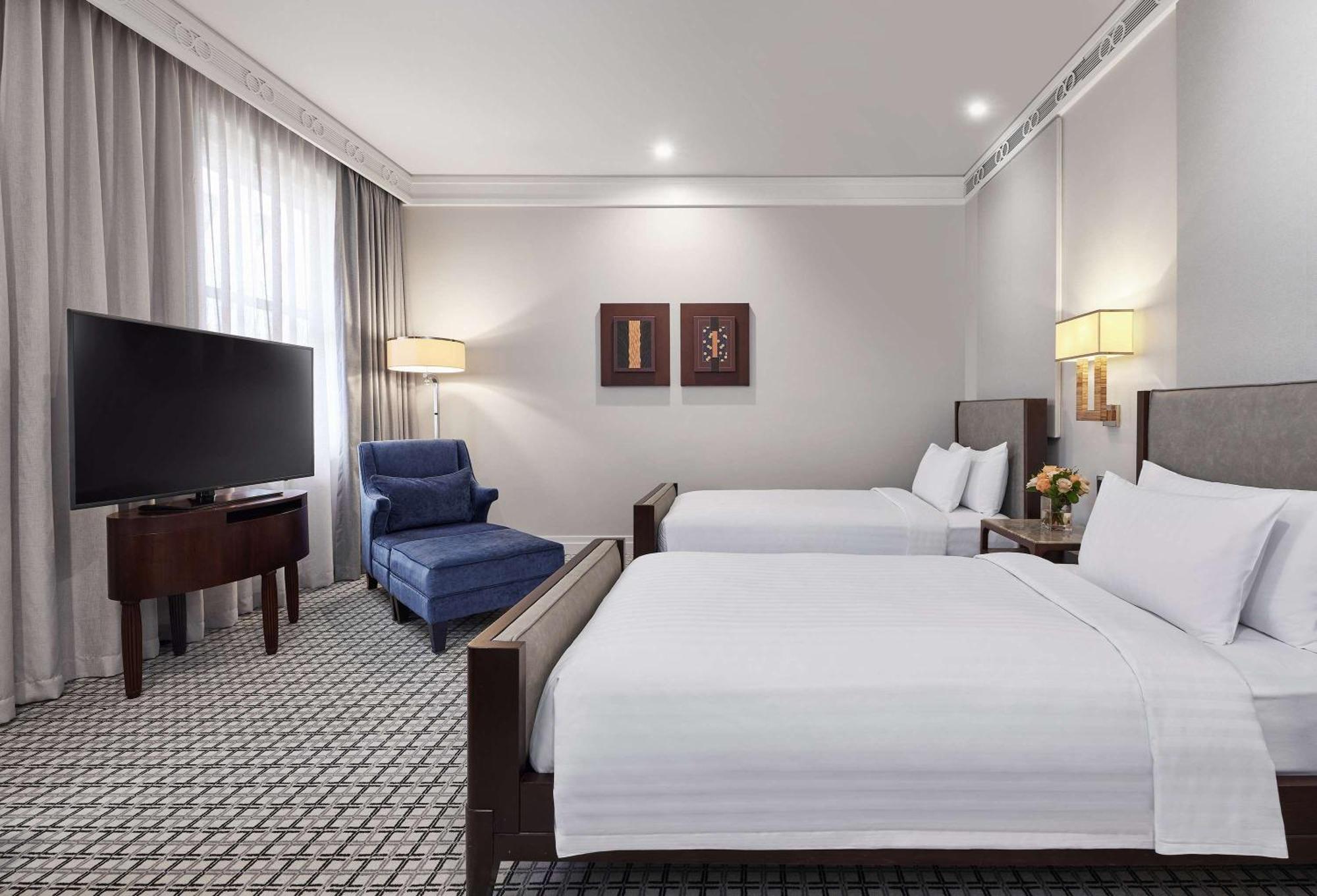 Hyatt Hotel Canberra - A Park Hyatt Hotel Exterior photo